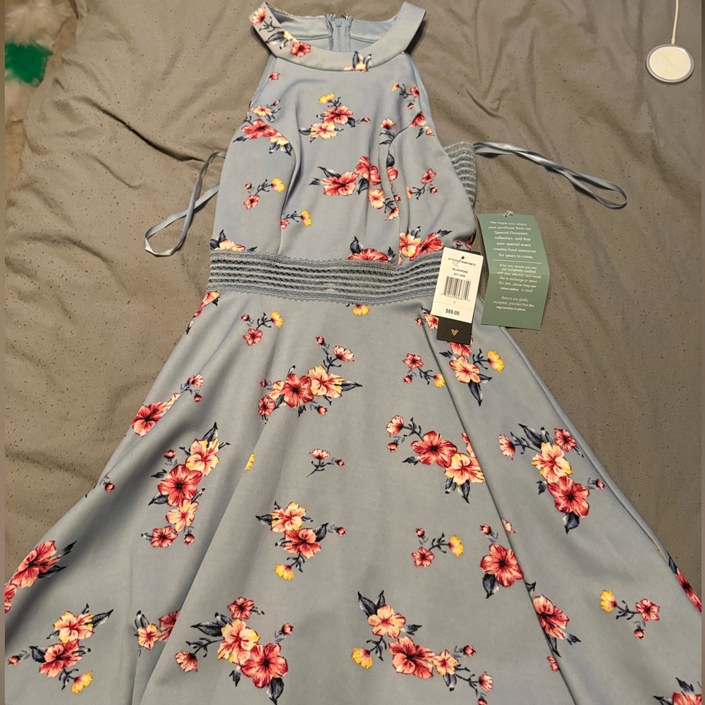 City Triangles A line halter dress